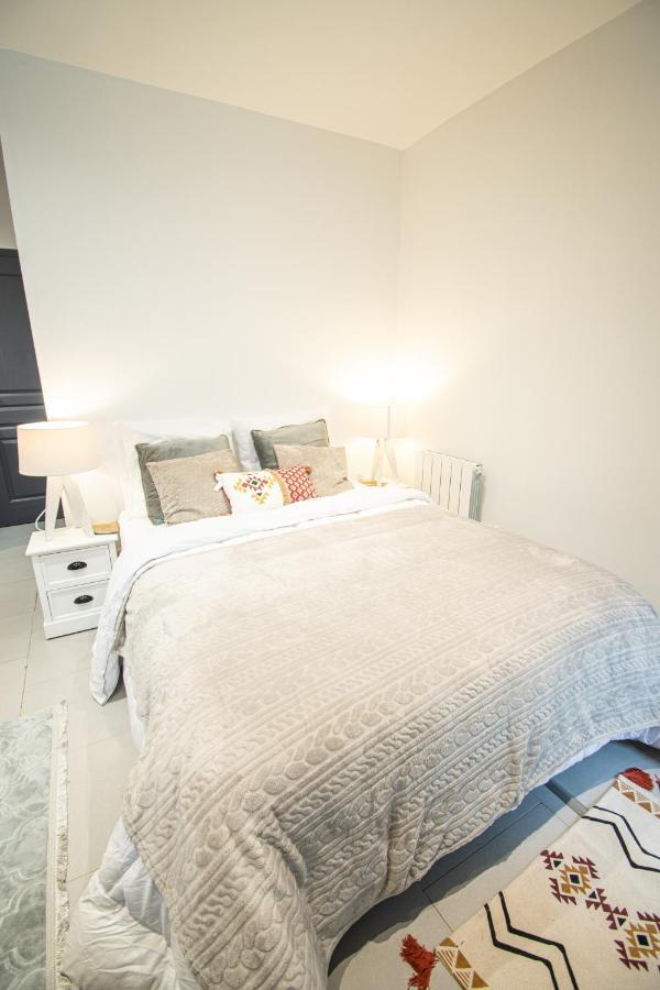 Studio Calme 3 Min Gare Apartment Mantes-la-Jolie Exterior photo
